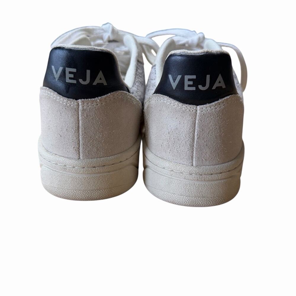 Veja Cream and Navy Shoes - Picture 4 of 8